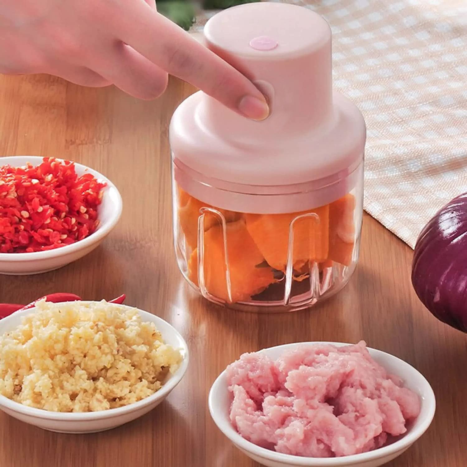 250ml electric garlic chopper with lid and blade 250ml electric garlic chopper with lid and blade